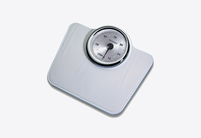 ترازو عقربه ای اکیومد مدل YM414